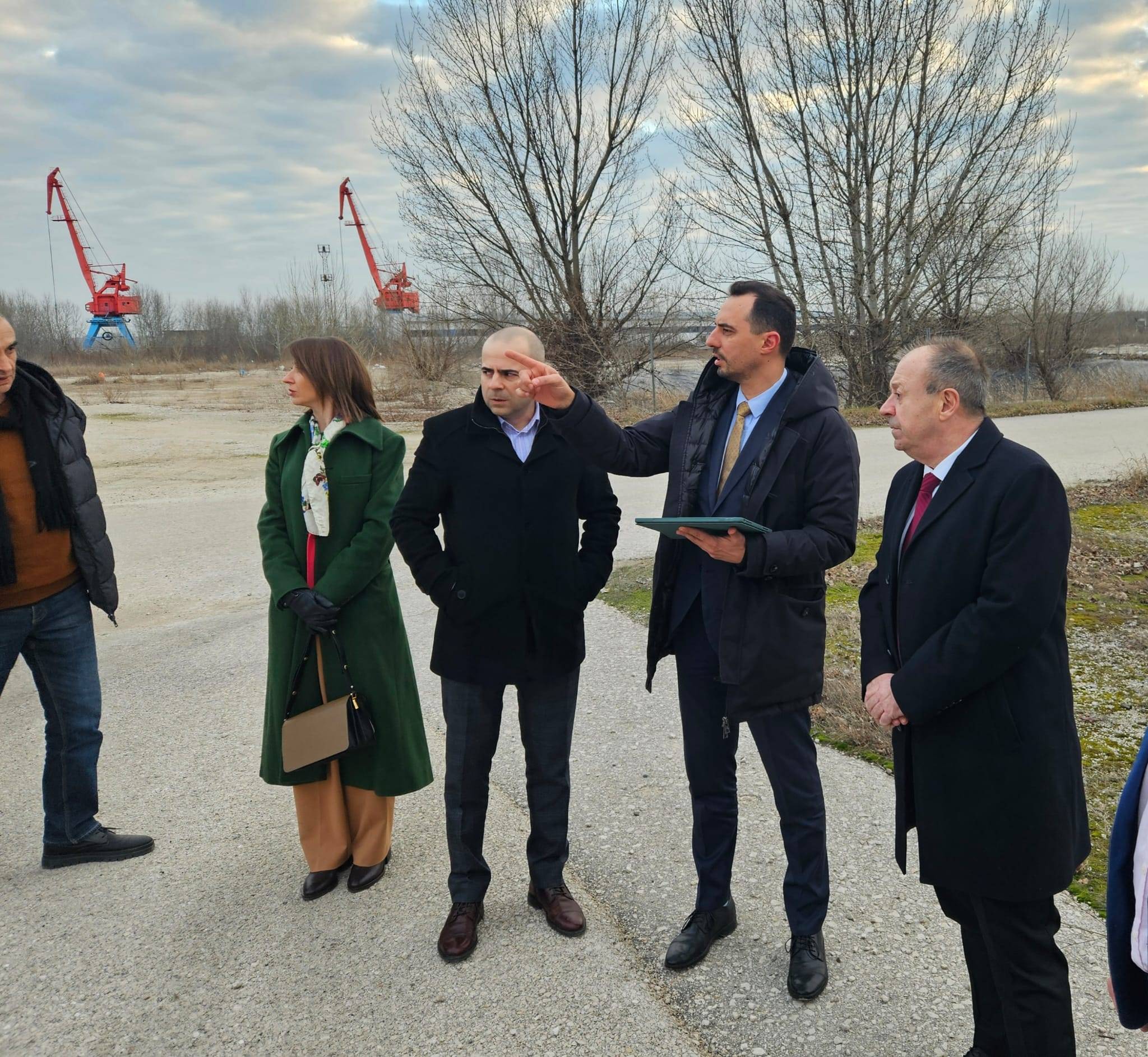  Министър Богданов: Инвестираме 25 млн. лв. за развиването на Индустриален парк Видин 